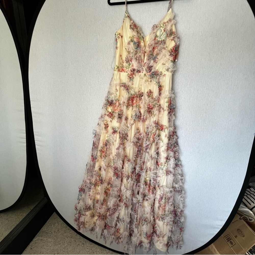 Stacee’s Floral Yellow Prom Dress NWT SZ6